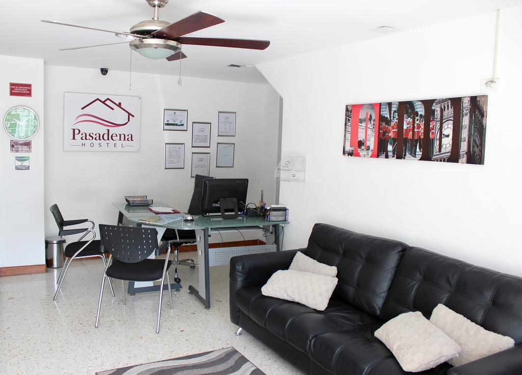 Pasadena Hostel Cali Extérieur photo