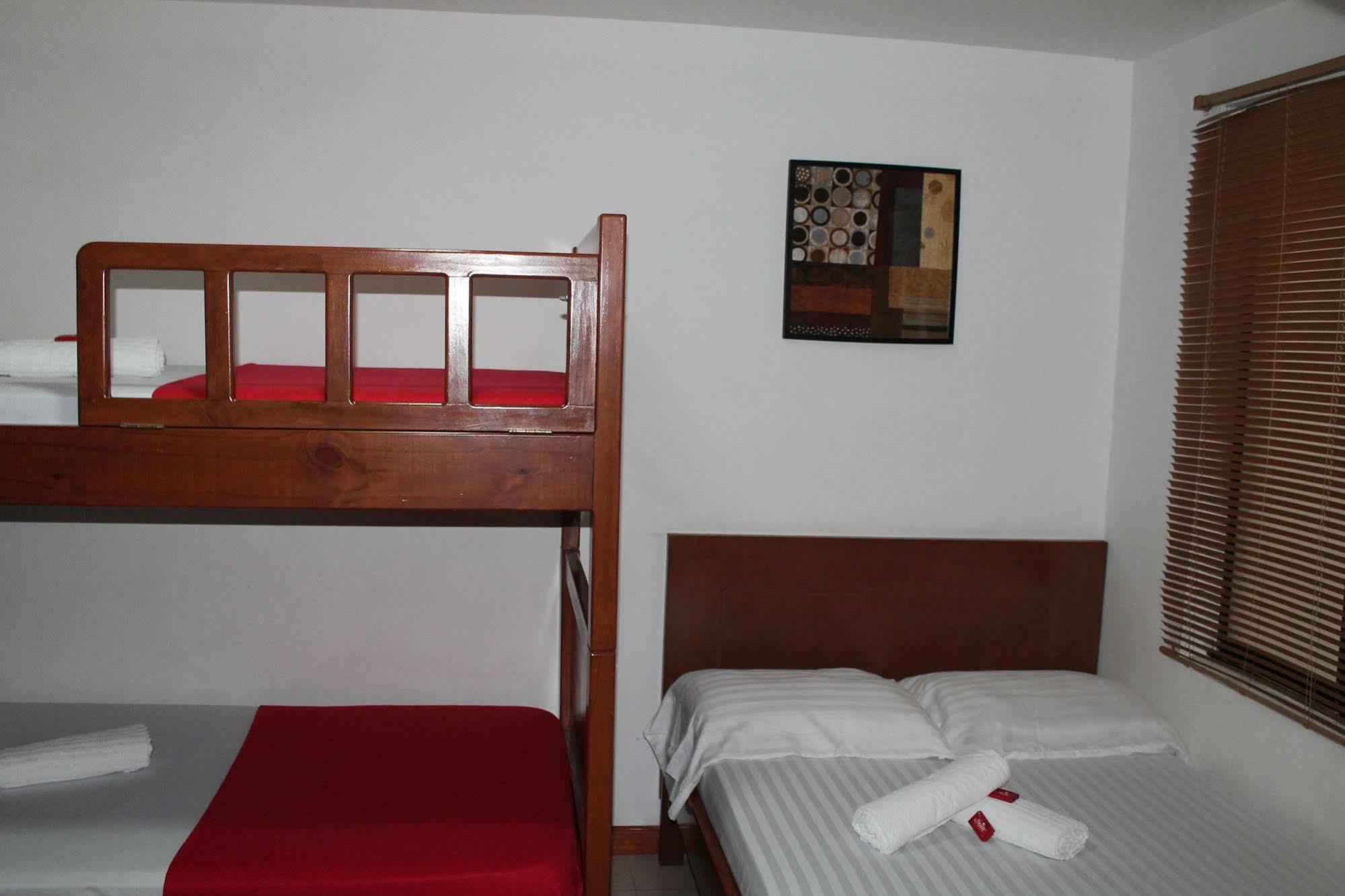 Pasadena Hostel Cali Extérieur photo
